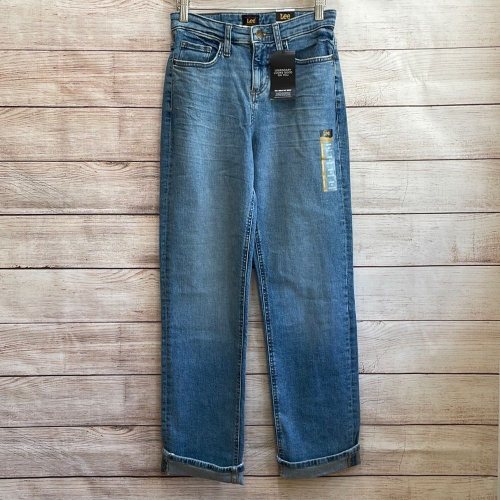 NEW WITH TAGS LEE BOYFRIEND MIDRISE JEANS‎